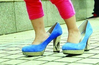 延长器,云显示器